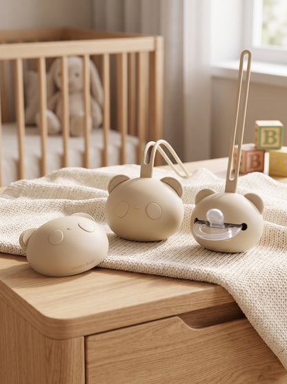 NOYAMIO® Silikon Emzik Kutusu | Panda Figürlü — Toz Bej